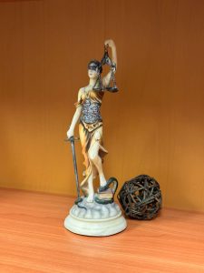 Как наш клиент подал заявление о банкротстве гражданина и ждал суда