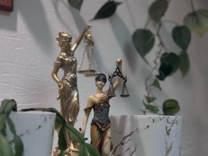 Расторжение договора хранения